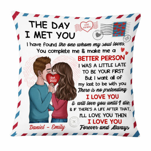 Personalized The Day I Met You Couple Kissing Heart Pillow