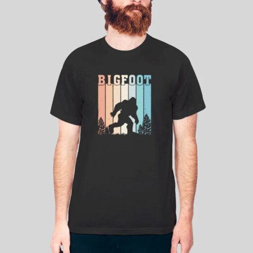 Funny Yeti Hiking Wild Life Bigfoot T Shirt