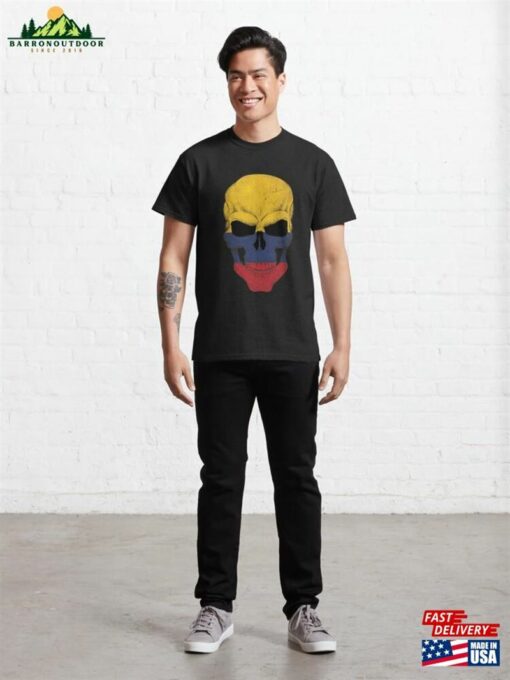 Colombian Flag Skull Classic T-Shirt Sweatshirt Unisex