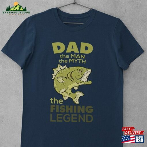 Dad The Man Myth Fishing Legend T-Shirt Unisex Hoodie