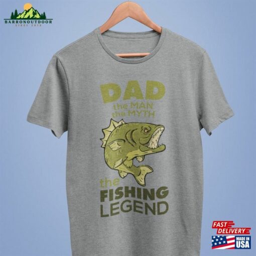 Dad The Man Myth Fishing Legend T-Shirt Unisex Hoodie