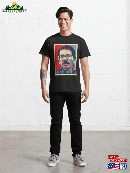 Daniel Ortega Classic T-Shirt Sweatshirt