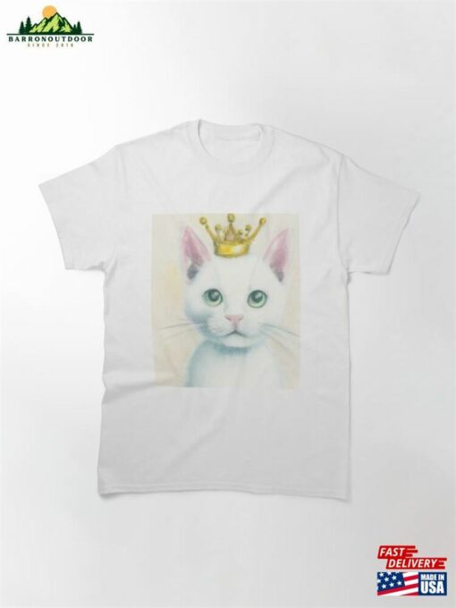 Drawing Of Sweet White Tabby Wearing A Gold Crown Classic T-Shirt Hoodie