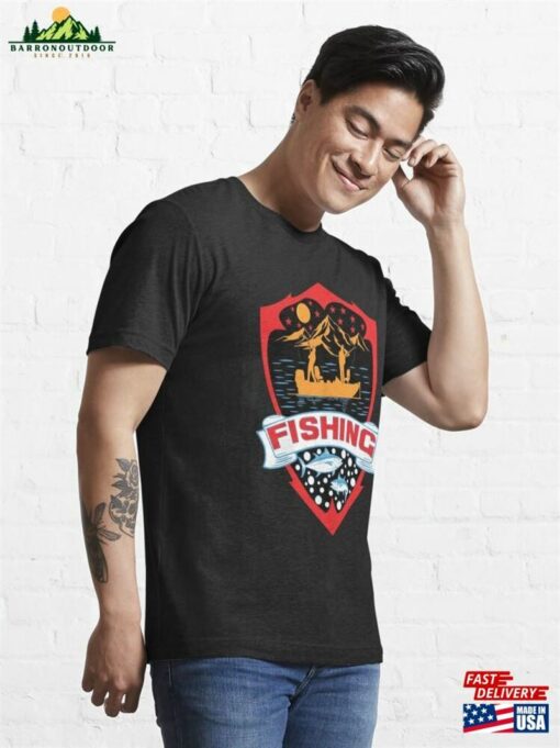 Fishing Essential T-Shirt Sweatshirt Classic