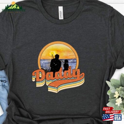 Fishing With Kid And Daddy T-Shirt Vintage Retro Design Shirts For Dad Husband Gift Shirt Classic