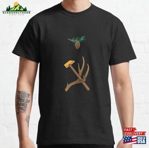 Hammer And Antler Gold With Pine Branch Classic T-Shirt Sweatshirt Hoodie