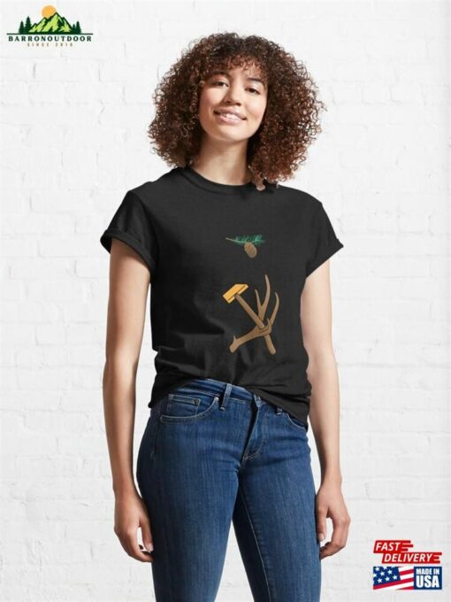 Hammer And Antler Gold With Pine Branch Classic T-Shirt Sweatshirt Hoodie