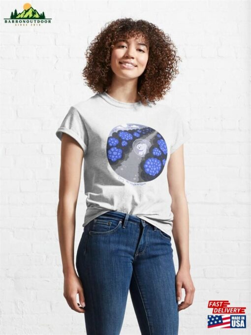 Hydrangea Pooch Classic T-Shirt Sweatshirt