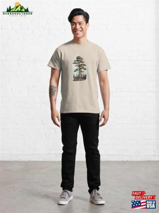 Lone Pine Tree Vintage Travel Illustration Hoodie T-Shirt