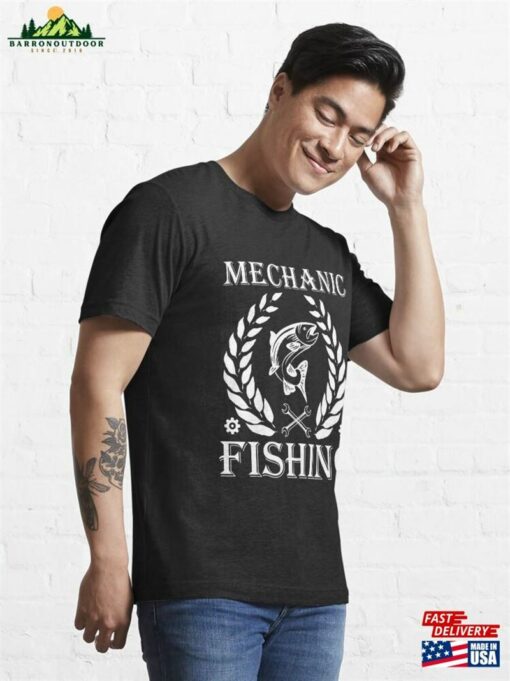 Mechanic Fishing Funny Cute For Men And Women Essential T-Shirt Classic