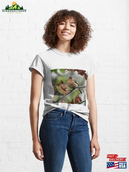 Perching Classic T-Shirt Unisex