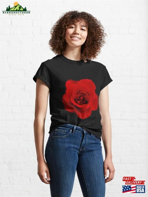 Red Into By Siri0 Classic T-Shirt Unisex