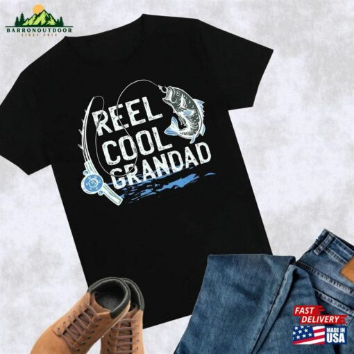 Reel Cool Grandad T-Shirt Funny Dad Fishing Fisherman Lover Men Classic