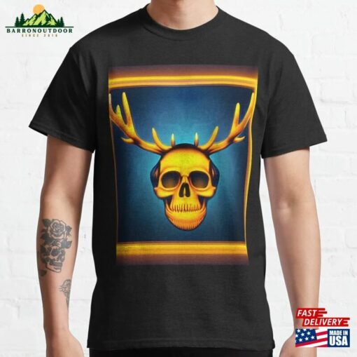 Spooky Gothic Skull And Antlers Pattern Classic T-Shirt Unisex