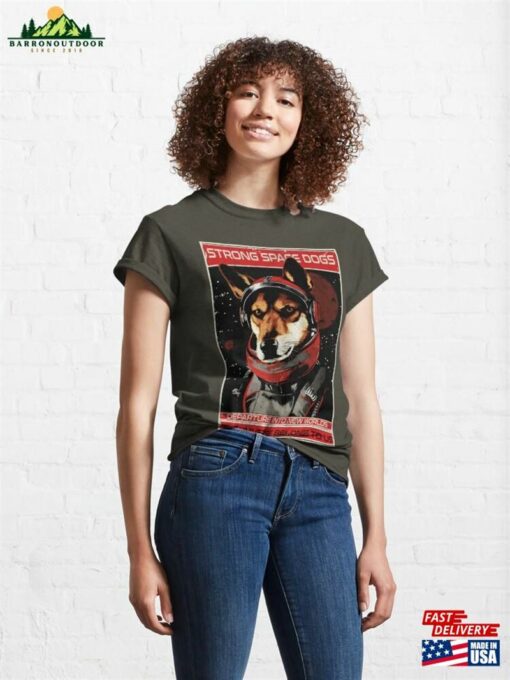 Strong Space Dogs (7) Classic T-Shirt Unisex