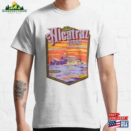 Tour Alcatraz Island Est 1934 Logo Emblem Classic T-Shirt Unisex