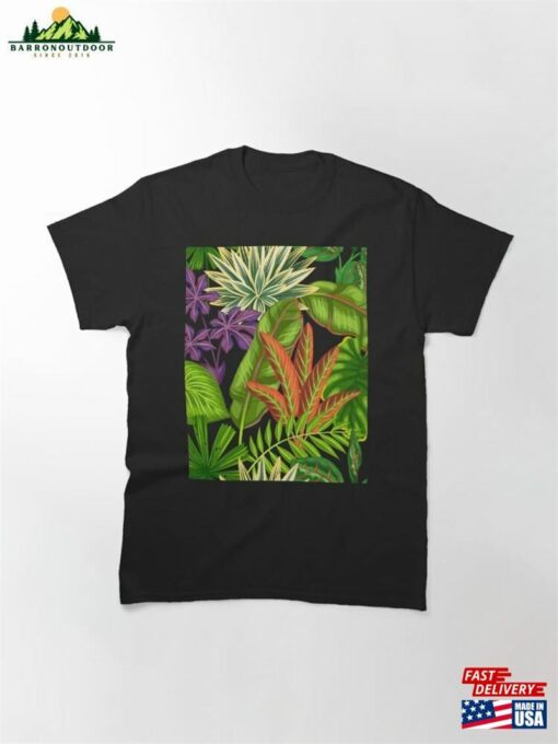 Tropical Dreamscape Pattern Beautiful Landscapes (Nature’s Beauty At It’s Best) Classic T-Shirt Sweatshirt