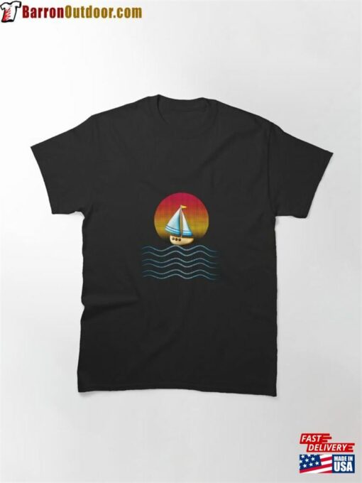 Wonderfull Sails Boat Design Classic T-Shirt Unisex