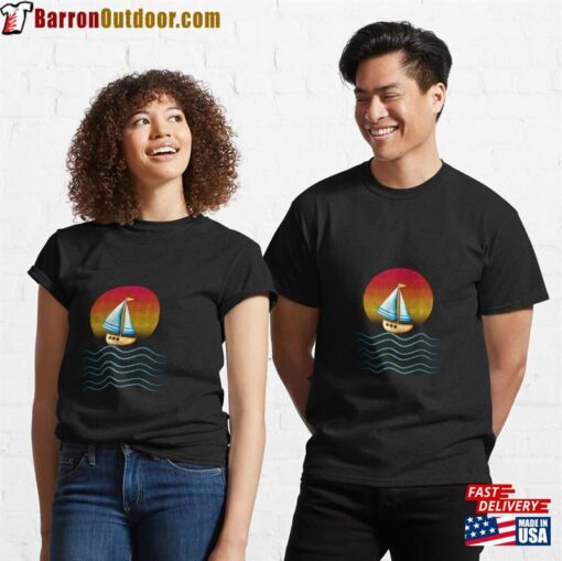 Wonderfull Sails Boat Design Classic T-Shirt Unisex