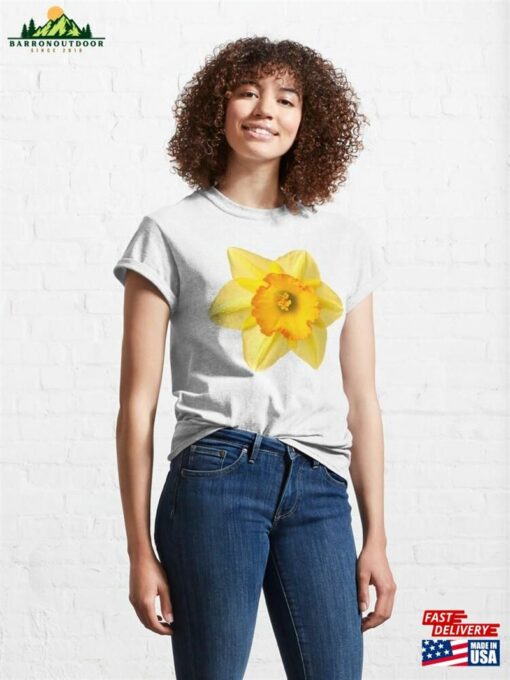 Yellow Daffodil Flower Graphic Art Print Classic T-Shirt Sweatshirt Hoodie