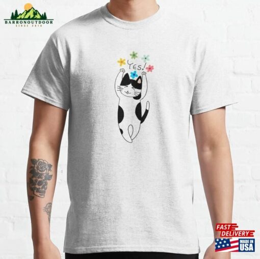 Yes! Tuxedo Cat Classic T-Shirt Hoodie