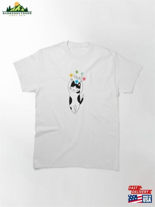 Yes! Tuxedo Cat Classic T-Shirt Hoodie