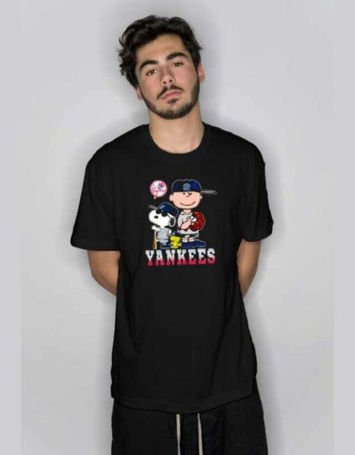 Baseball Yankees The Peanuts T Shirt