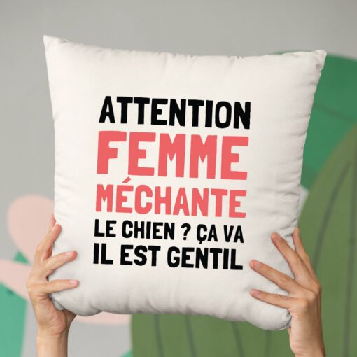 Coussin Attention femme mechante