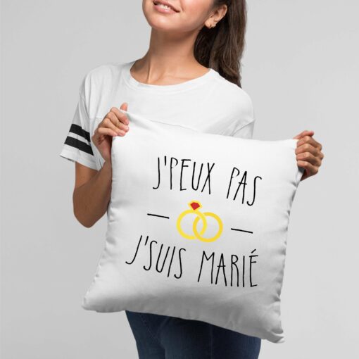 Coussin J’peux pas j’suis marie