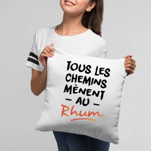 Coussin Tous les chemins menent au Rhum