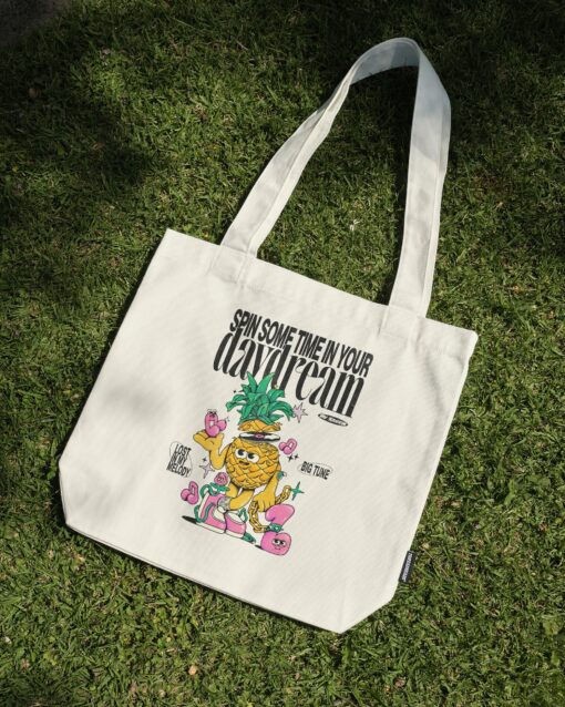 Day Dream Tote Bag