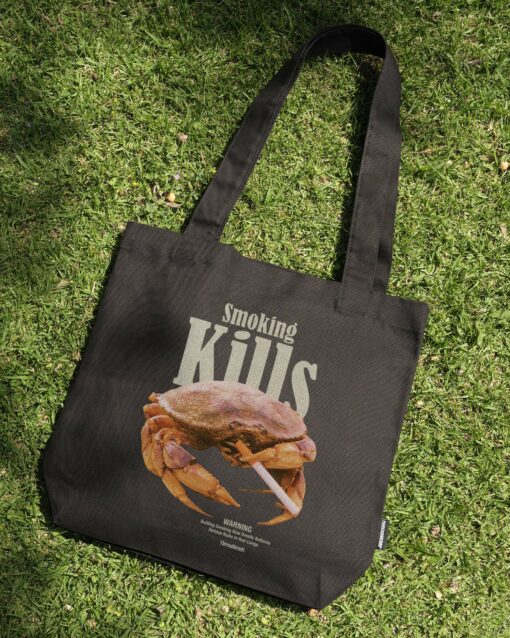 Smoking Kills Tote Bag